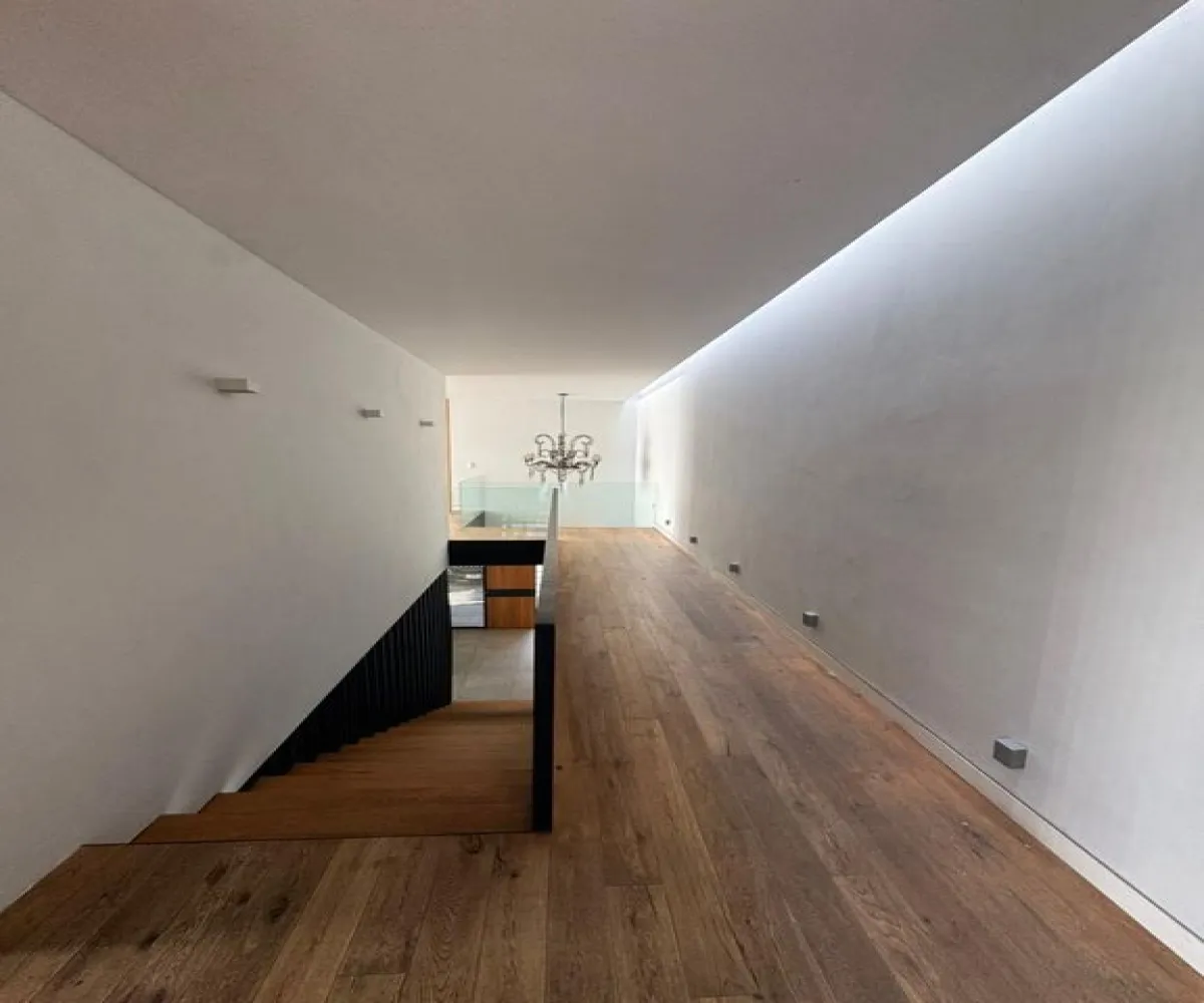 Casa En Venta,Avenida Juan Palomar y Arias 1300, Zapopan, Jalisco 45110, 4 Habitaciones,5 Baños,Avenida Juan Palomar y Arias,1,ph6YAA4