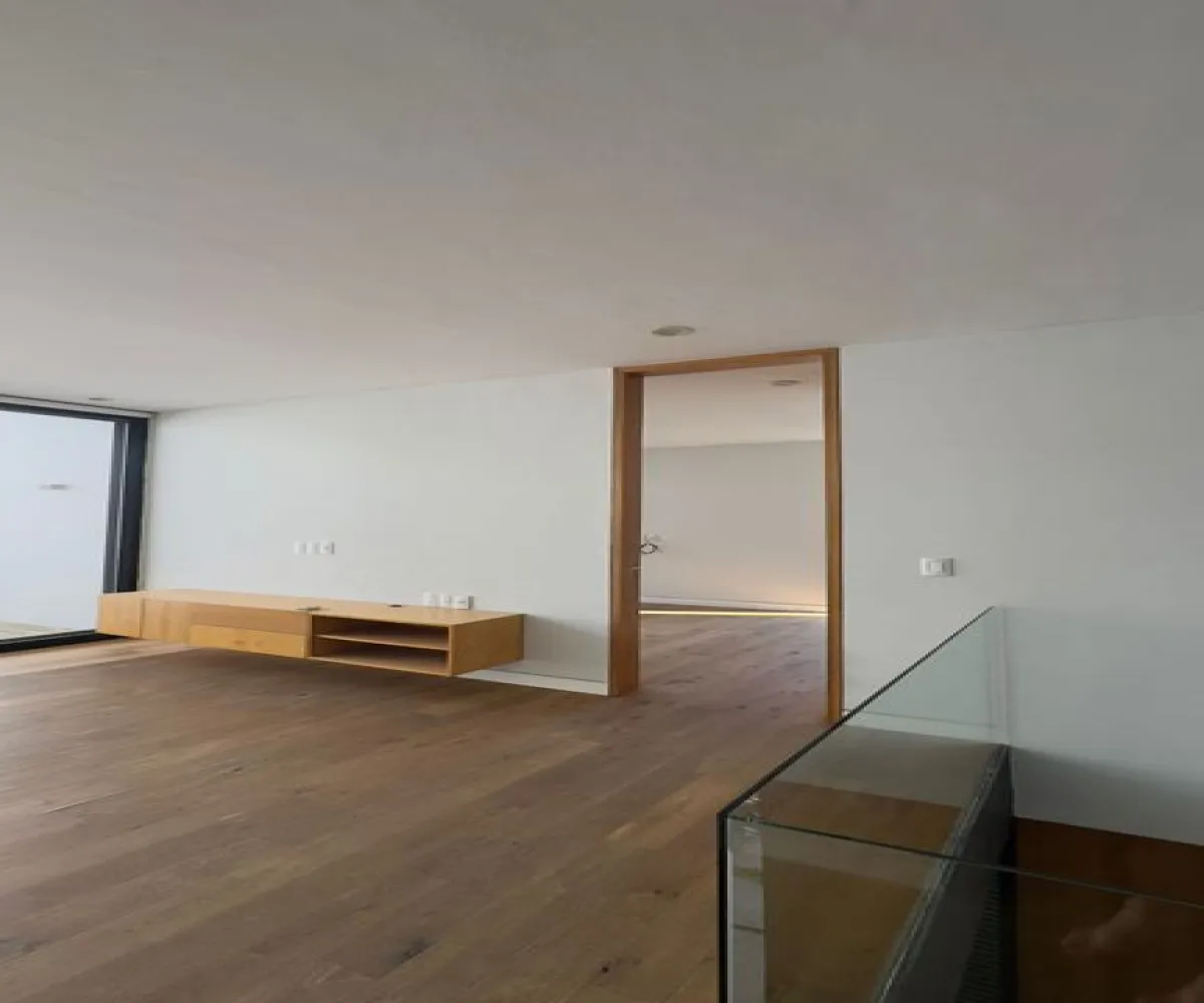 Casa En Venta,Avenida Juan Palomar y Arias 1300, Zapopan, Jalisco 45110, 4 Habitaciones,5 Baños,Avenida Juan Palomar y Arias,1,ph6YAA4