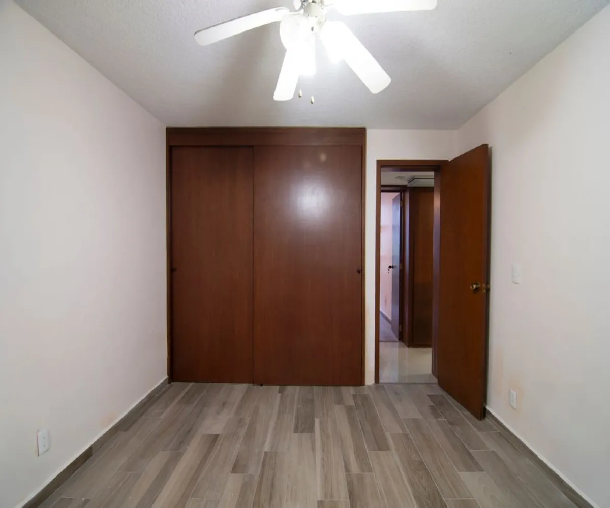 Departamento En Venta,Jardines del Bosque,Calle de la Nebulosa 2975, Guadalajara, Jalisco 44520, 3 Habitaciones,3 Baños,Calle de la Nebulosa,1,pzCZ4Lm