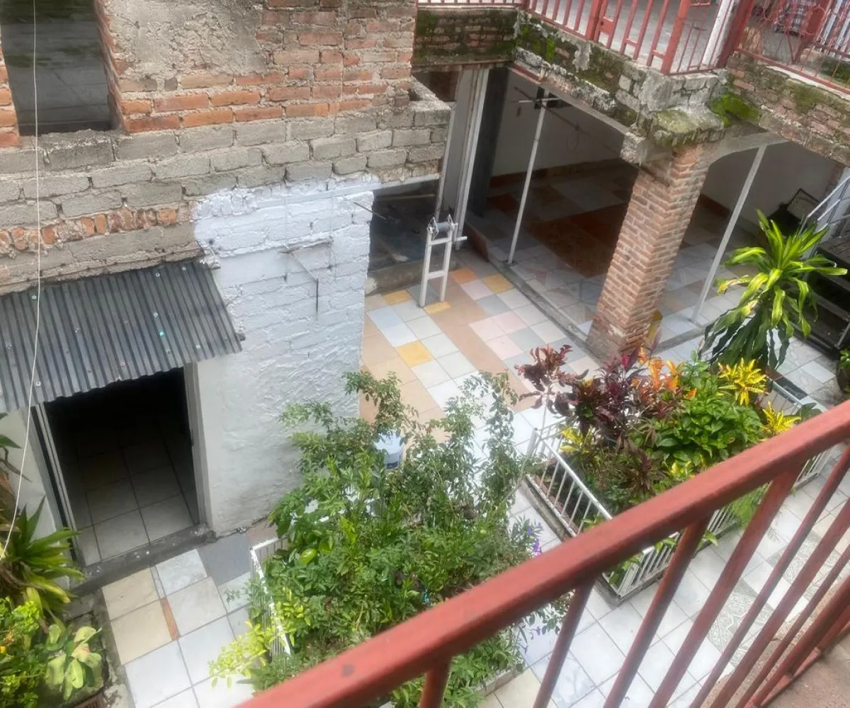 Casa En Venta,Centro,Abasolo Sur 117, Tlajomulco de Zúñiga, Jalisco 45650, 7 Habitaciones,2 Baños,Abasolo Sur,1,p8E23Gj