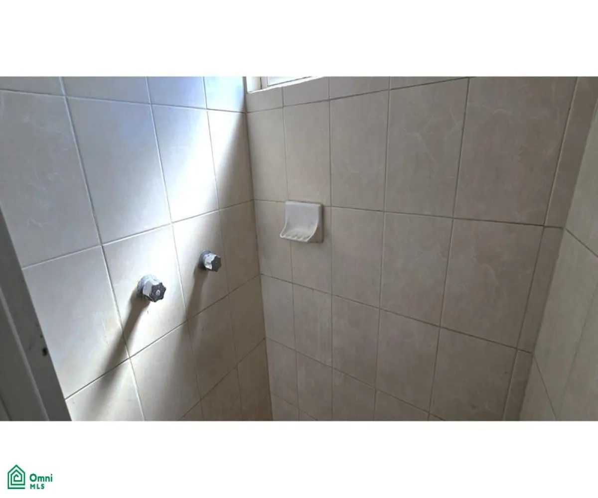 Casa En Venta,Fraccionamiento Real Del Valle,Valle de San Victor 1040, Tlajomulco de Zuniga, Jalisco 45654, 3 Habitaciones,3 Baños,Valle de San Victor,2,MX251031425