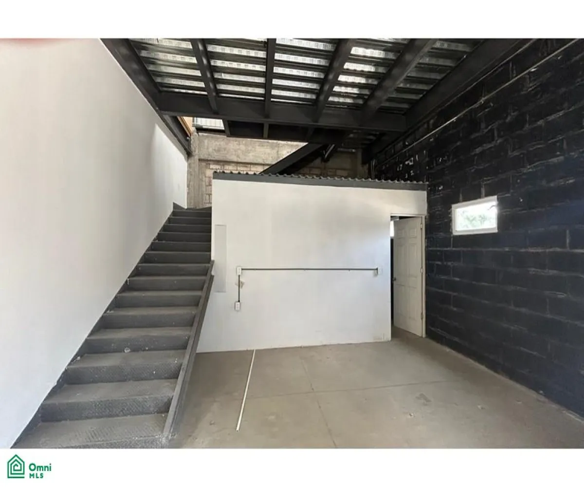 Edificio En Renta,Santa Cruz de la Loma (Tepetates),Santa Cruz de las flores S/N, Tlajomulco de Zuniga, Jalisco 45644,Santa Cruz de las flores,MX251031471