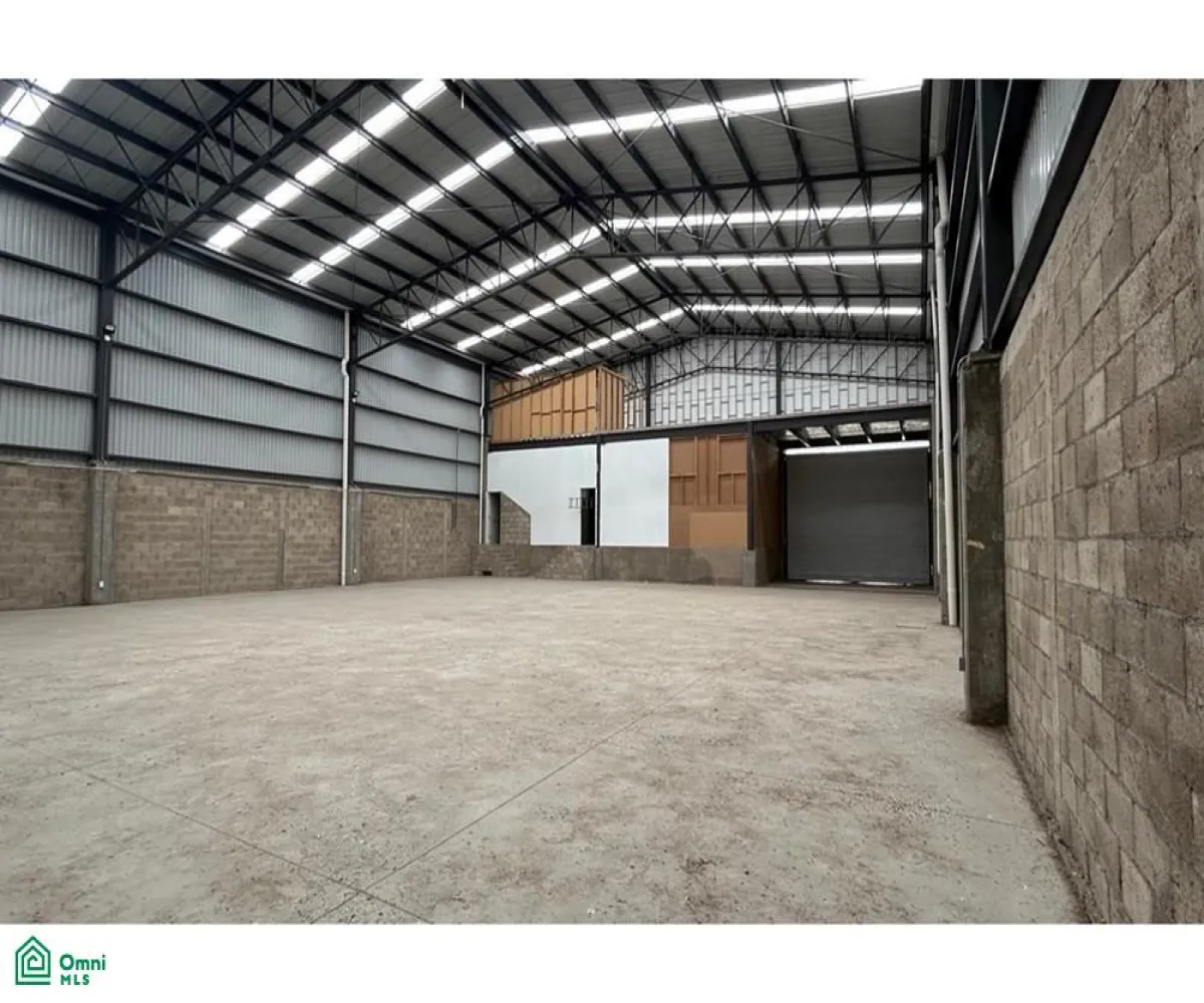 Edificio En Renta,Santa Cruz de la Loma (Tepetates),Santa Cruz de las flores S/N, Tlajomulco de Zuniga, Jalisco 45644,Santa Cruz de las flores,MX251031471