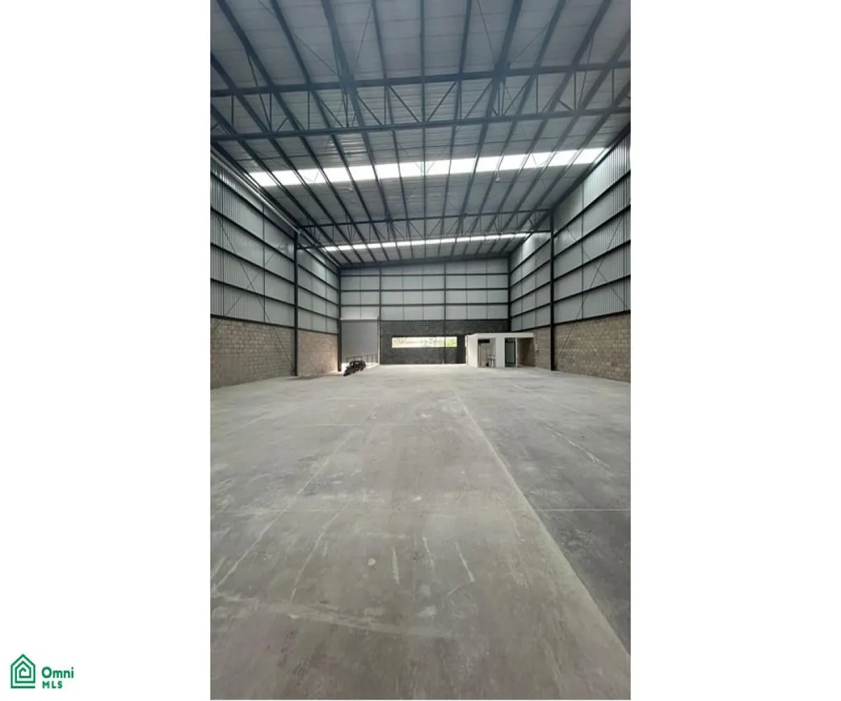 Edificio En Renta,Santa Cruz de la Loma (Tepetates),Santa Cruz de las flores S/N, Tlajomulco de Zuniga, Jalisco 45644,Santa Cruz de las flores,MX251031471