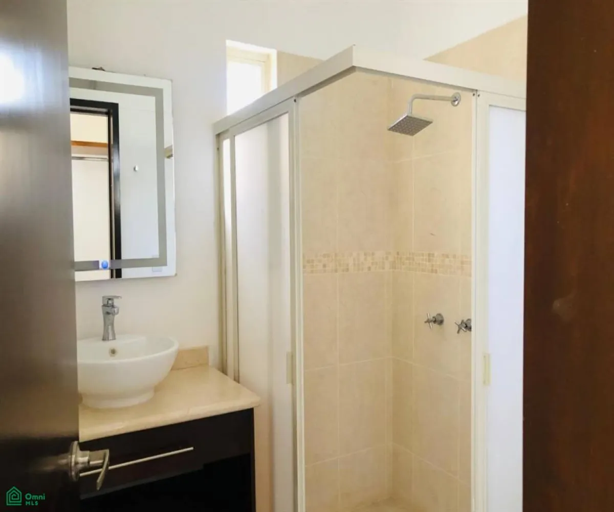 Casa En Venta,El Palomar,PASEO DE LOS PINOS 129, Tlajomulco de Zuniga, Jalisco 45643, 4 Habitaciones,4 Baños,PASEO DE LOS PINOS,2,MX251031651