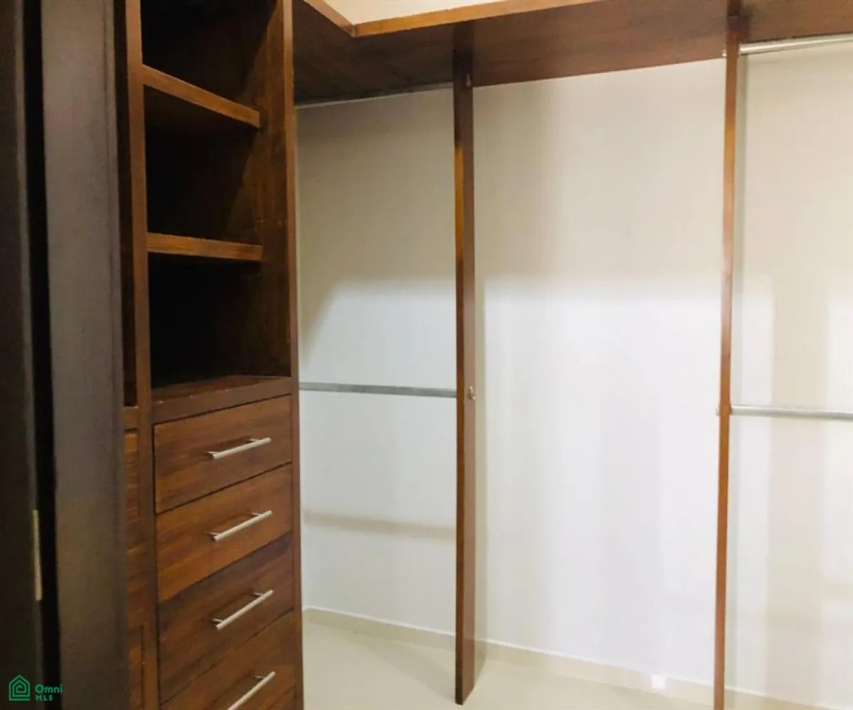 Casa En Venta,El Palomar,PASEO DE LOS PINOS 129, Tlajomulco de Zuniga, Jalisco 45643, 4 Habitaciones,4 Baños,PASEO DE LOS PINOS,2,MX251031651