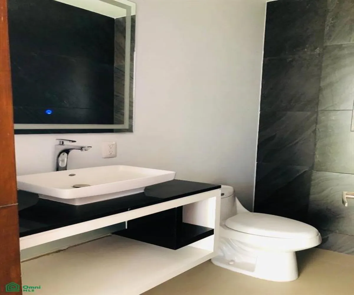 Casa En Venta,El Palomar,PASEO DE LOS PINOS 129, Tlajomulco de Zuniga, Jalisco 45643, 4 Habitaciones,4 Baños,PASEO DE LOS PINOS,2,MX251031651