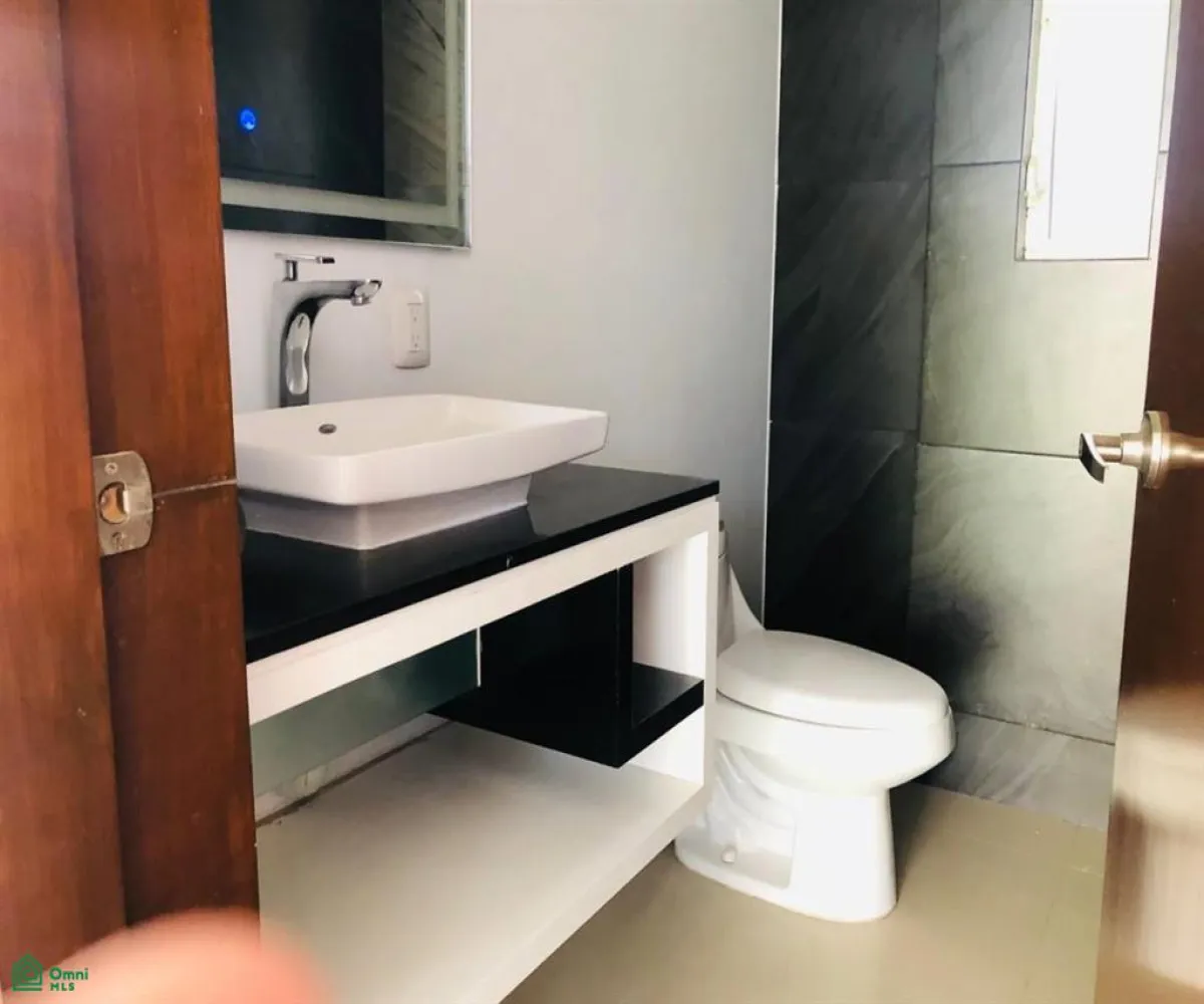 Casa En Venta,El Palomar,PASEO DE LOS PINOS 129, Tlajomulco de Zuniga, Jalisco 45643, 4 Habitaciones,4 Baños,PASEO DE LOS PINOS,2,MX251031651