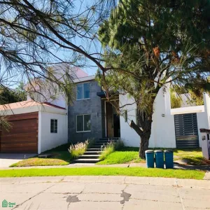 Casa En Venta,El Palomar,PASEO DE LOS PINOS 129, Tlajomulco de Zuniga, Jalisco 45643, 4 Habitaciones,4 Baños,PASEO DE LOS PINOS,2,MX251031651