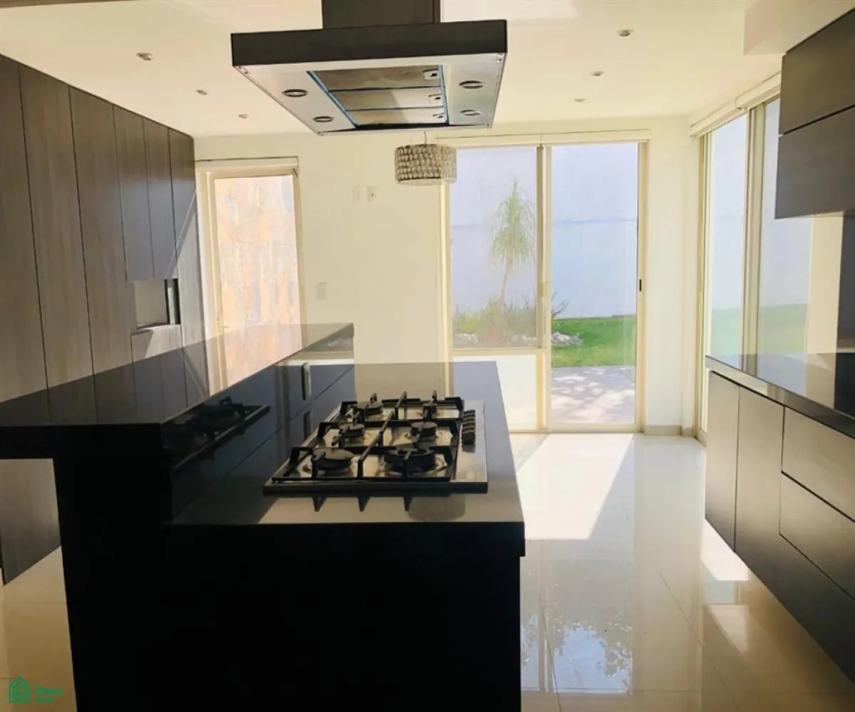 Casa En Venta,El Palomar,PASEO DE LOS PINOS 129, Tlajomulco de Zuniga, Jalisco 45643, 4 Habitaciones,4 Baños,PASEO DE LOS PINOS,2,MX251031651