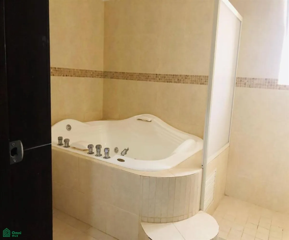 Casa En Venta,El Palomar,PASEO DE LOS PINOS 129, Tlajomulco de Zuniga, Jalisco 45643, 4 Habitaciones,4 Baños,PASEO DE LOS PINOS,2,MX251031651