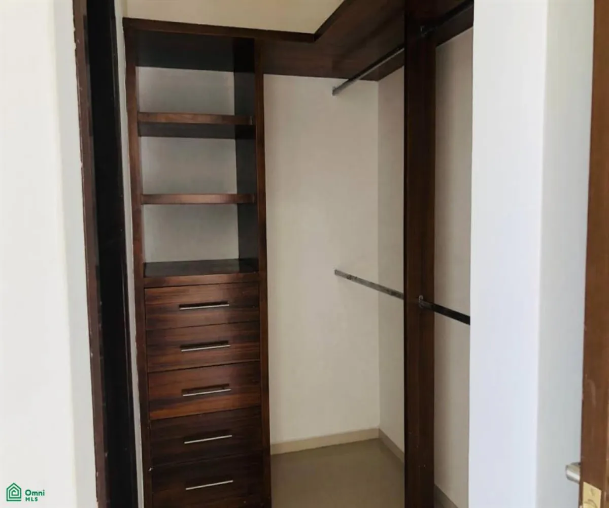 Casa En Venta,El Palomar,PASEO DE LOS PINOS 129, Tlajomulco de Zuniga, Jalisco 45643, 4 Habitaciones,4 Baños,PASEO DE LOS PINOS,2,MX251031651