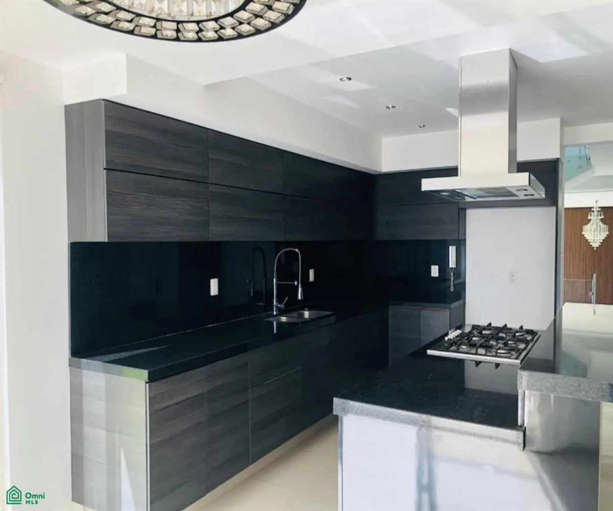 Casa En Venta,El Palomar,PASEO DE LOS PINOS 129, Tlajomulco de Zuniga, Jalisco 45643, 4 Habitaciones,4 Baños,PASEO DE LOS PINOS,2,MX251031651