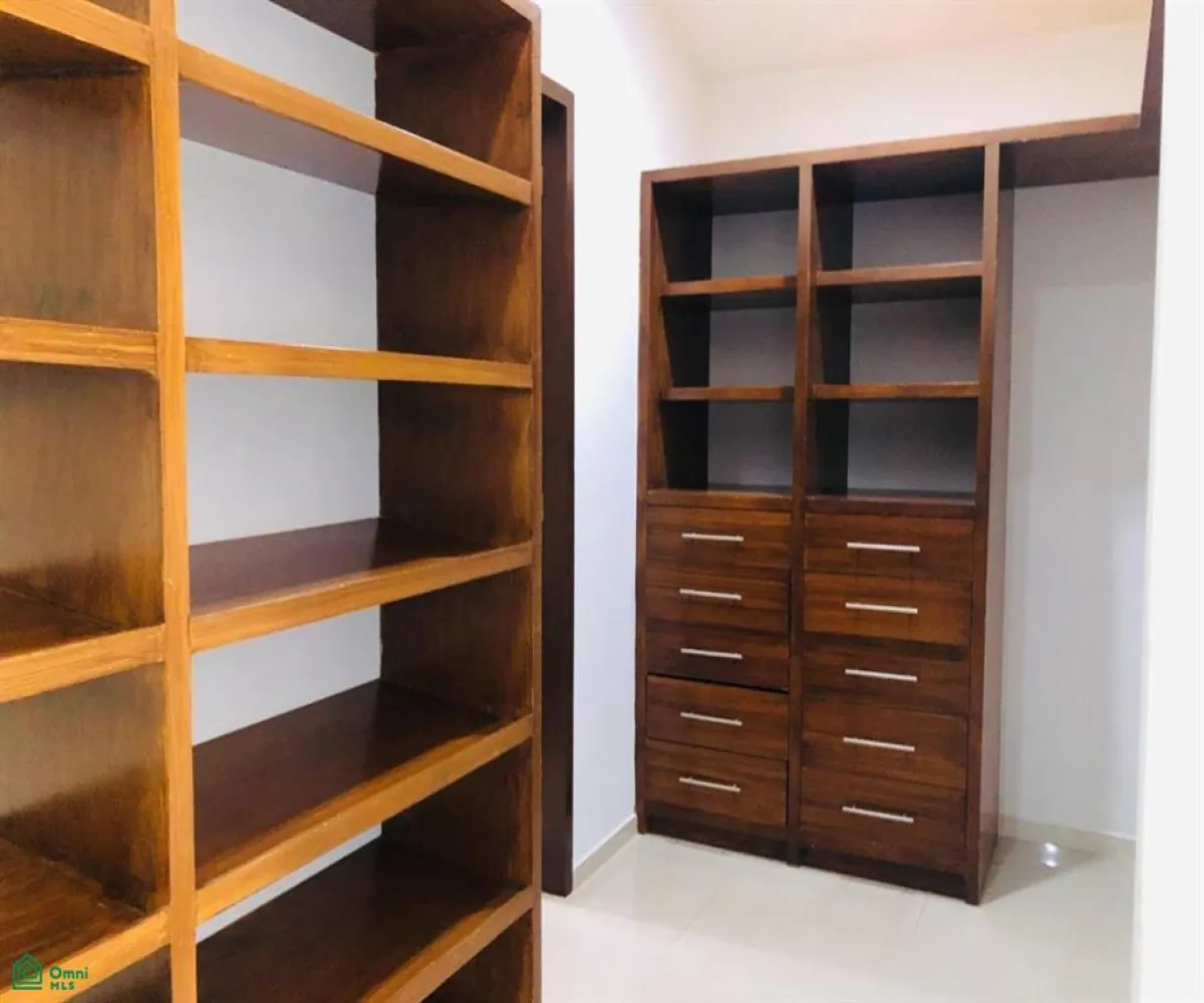 Casa En Venta,El Palomar,PASEO DE LOS PINOS 129, Tlajomulco de Zuniga, Jalisco 45643, 4 Habitaciones,4 Baños,PASEO DE LOS PINOS,2,MX251031651