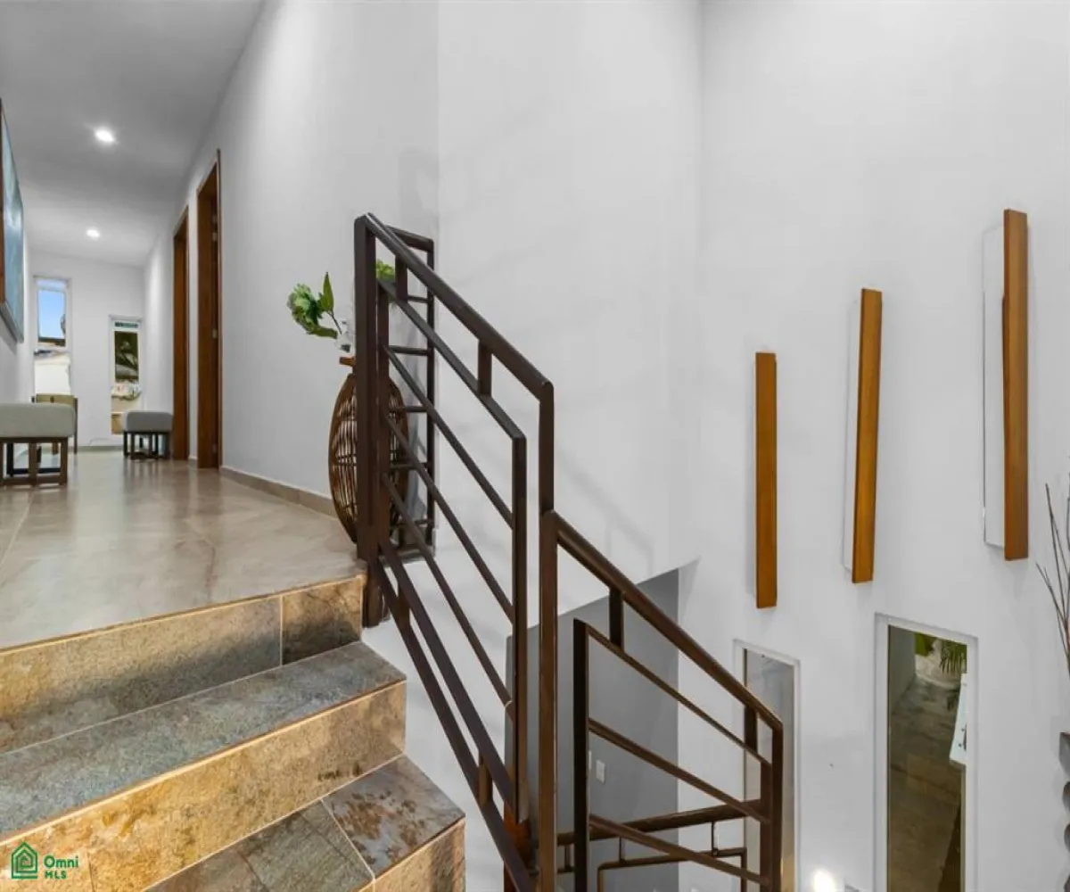 Casa En Venta,Marina Vallarta,Flamingos 142, Puerto Vallarta, Jalisco 48354, 5 Habitaciones,6 Baños,Flamingos,2,MX251031756