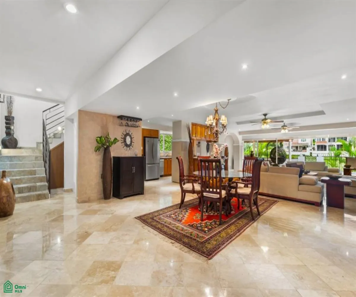 Casa En Venta,Marina Vallarta,Flamingos 142, Puerto Vallarta, Jalisco 48354, 5 Habitaciones,6 Baños,Flamingos,2,MX251031756