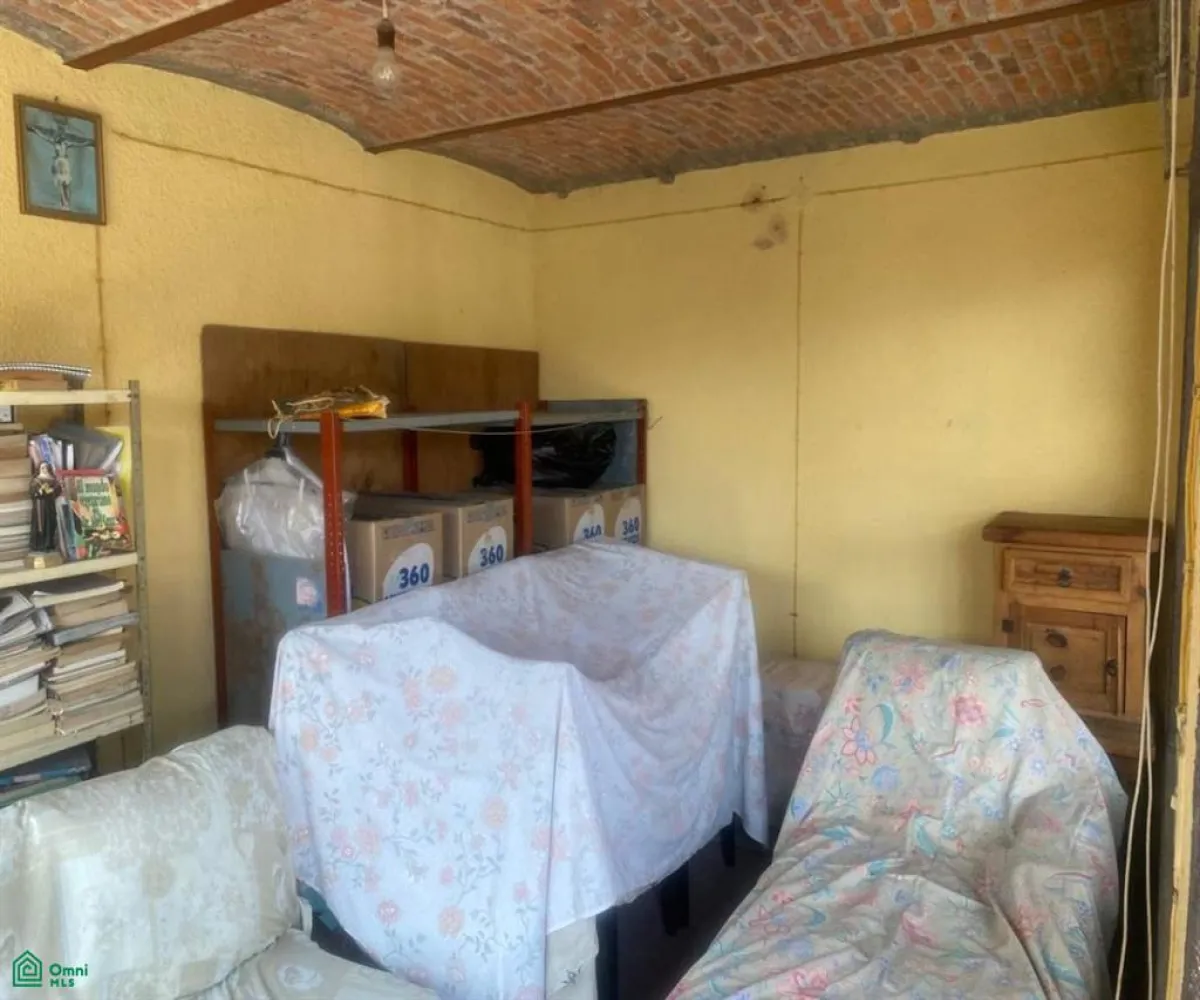 Casa En Venta,San Sebastián El Grande,Abasolo 117, Tlajomulco de Zuniga, Jalisco 45650, 7 Habitaciones,2 Baños,Abasolo,2,MX251031972