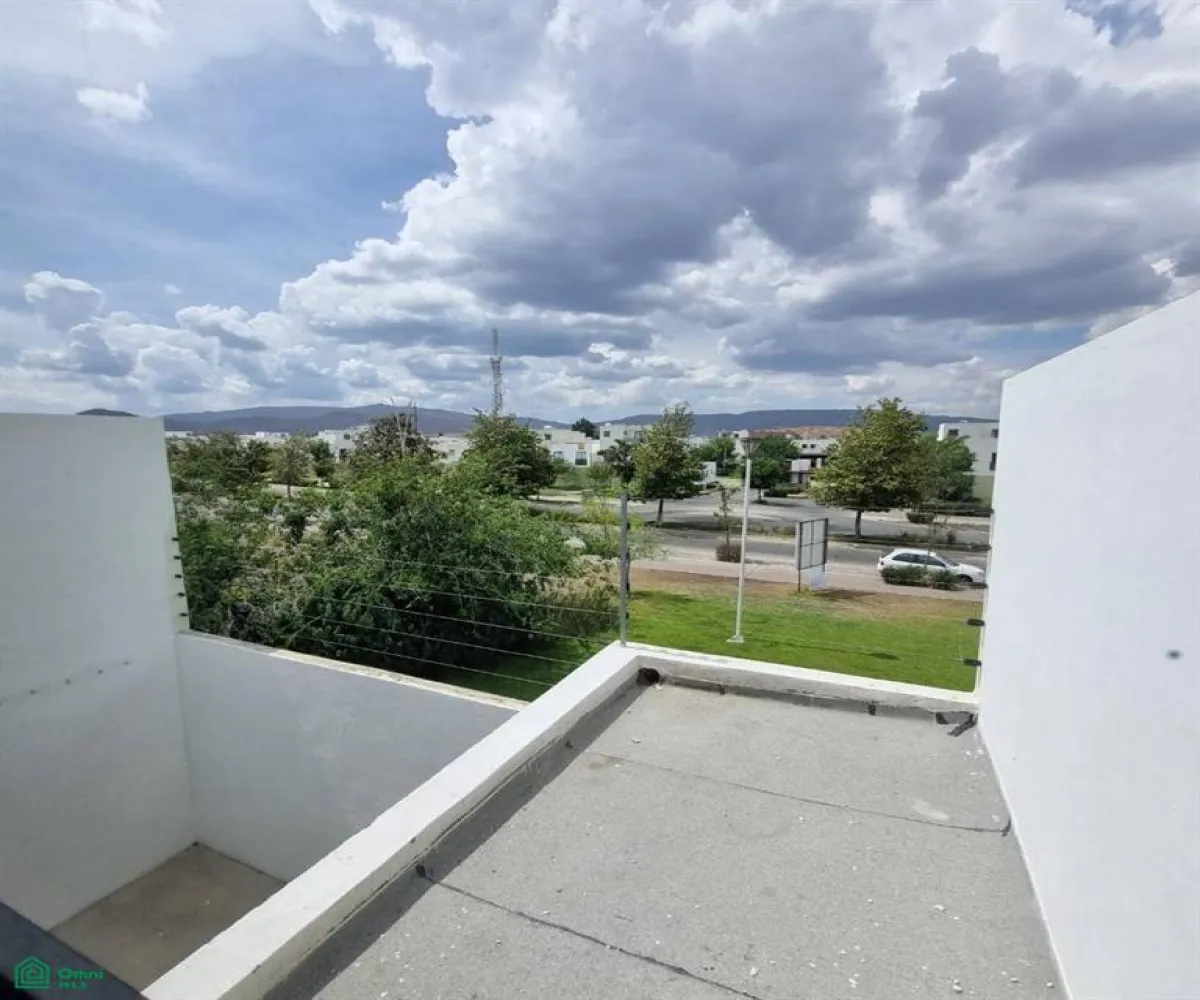 Casa En Venta,Adamar,Ave. Adamar 548 int. 80, Tlajomulco de Zuniga, Jalisco 45646, 2 Habitaciones,2 Baños,Ave. Adamar,2,MX251032040