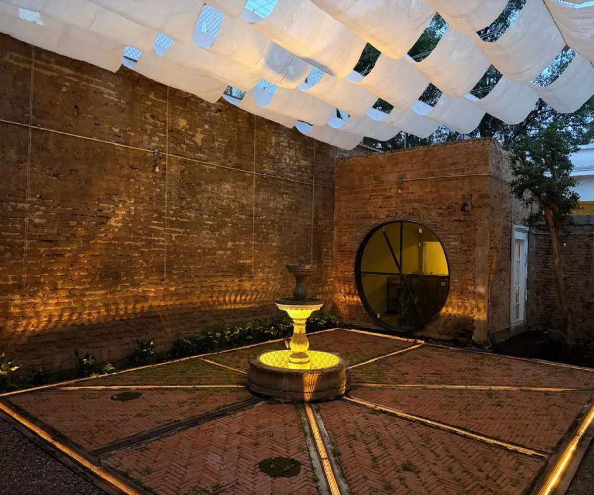 Casa En Venta,Zona Centro,Avenida Miguel Hidalgo y Costilla 1196, Guadalajara, Jalisco 44100, 4 Habitaciones,1 Baño,Avenida Miguel Hidalgo y Costilla,1,pniwa0g