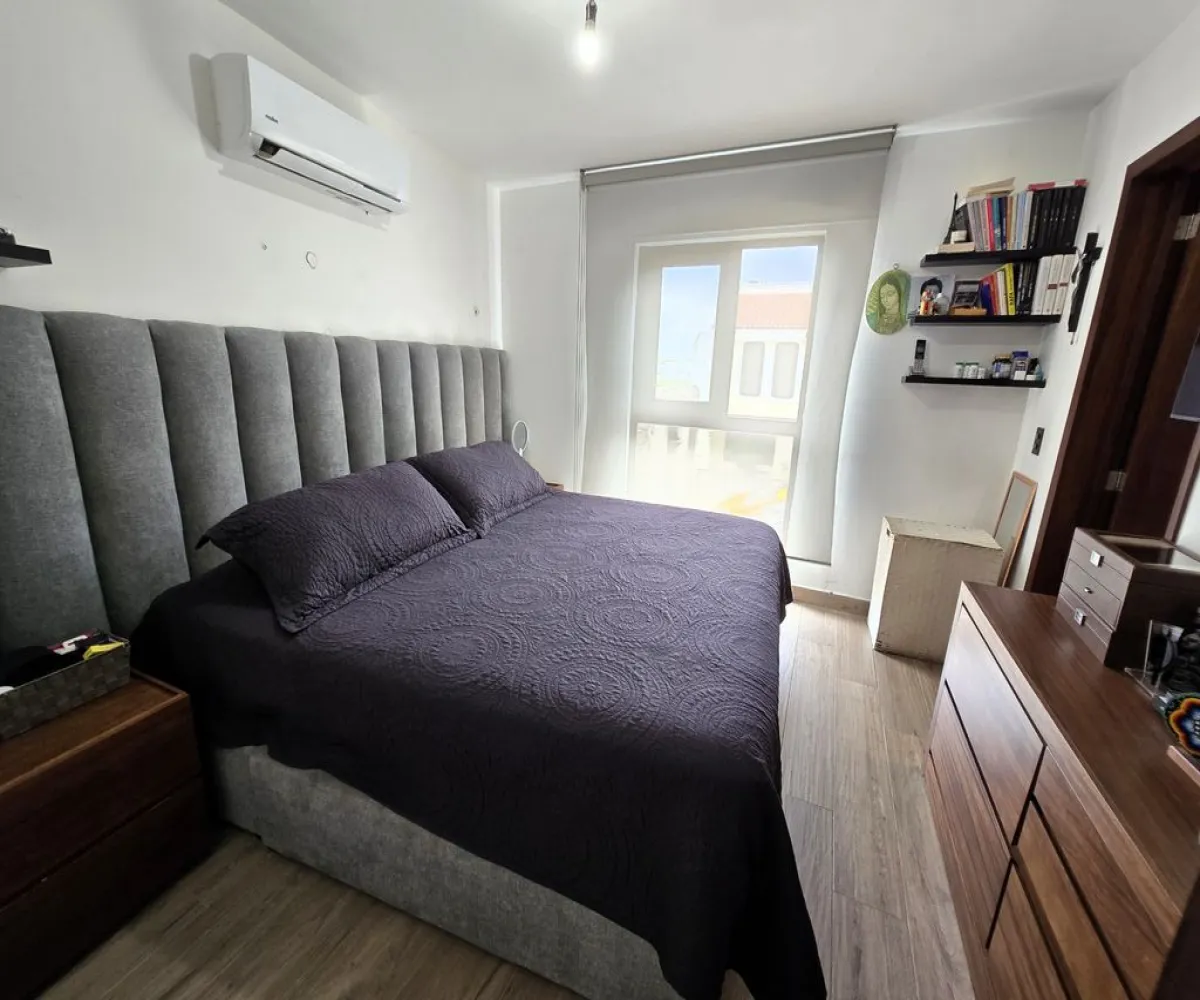 Casa En Venta,Juan Manuel Vallarta,Julio Verne 9, Zapopan, Jalisco 45110, 3 Habitaciones,3 Baños,Julio Verne,3,p73Pbil