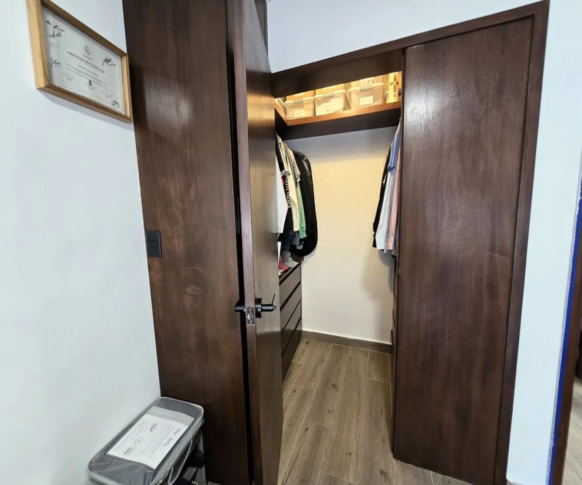 Casa En Venta,Juan Manuel Vallarta,Julio Verne 9, Zapopan, Jalisco 45110, 3 Habitaciones,3 Baños,Julio Verne,3,p73Pbil