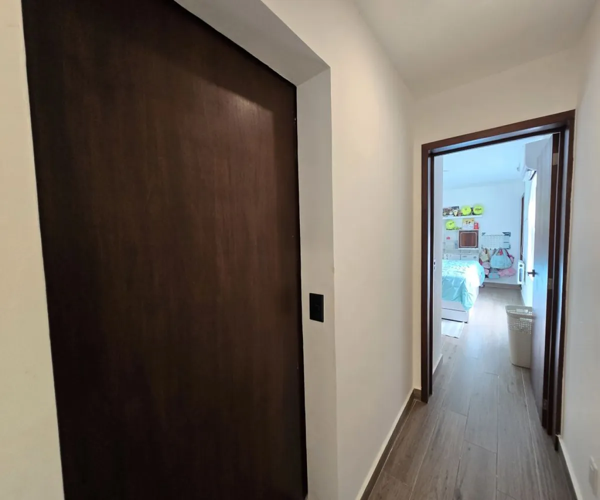 Casa En Venta,Juan Manuel Vallarta,Julio Verne 9, Zapopan, Jalisco 45110, 3 Habitaciones,3 Baños,Julio Verne,3,p73Pbil