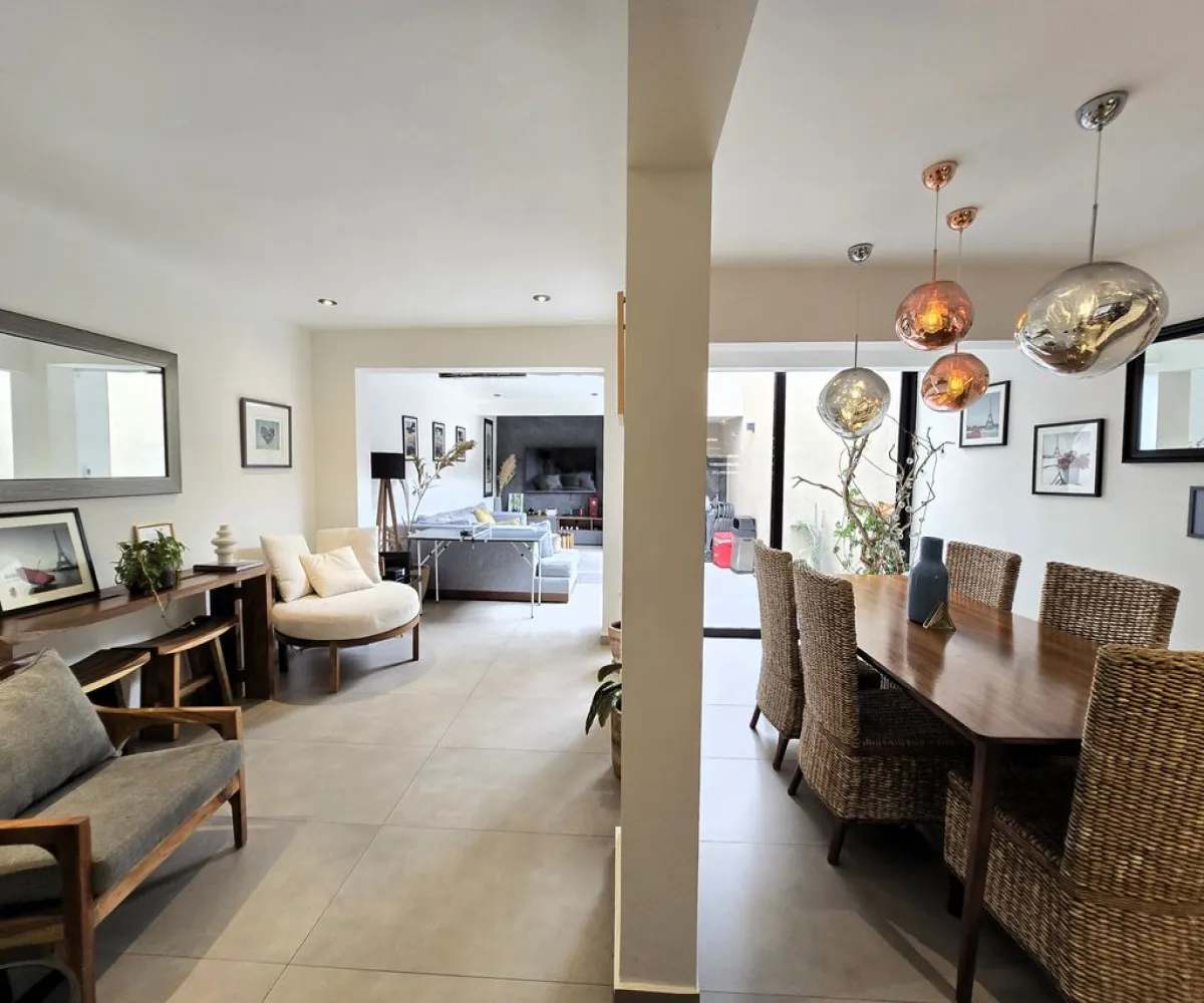 Casa En Venta,Juan Manuel Vallarta,Julio Verne 9, Zapopan, Jalisco 45110, 3 Habitaciones,3 Baños,Julio Verne,3,p73Pbil