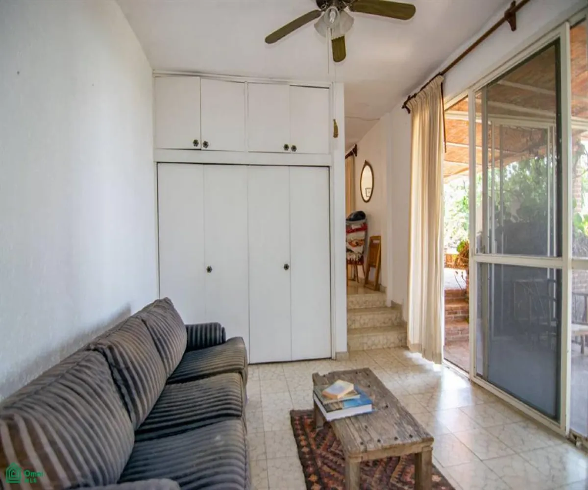 Casa En Venta,Vista del Lago (Country Club de Chapala),ALTA VISTA PONIENTE 109, Chapala, Jalisco 45901, 2 Habitaciones,4 Baños,ALTA VISTA PONIENTE,2,MX251032135