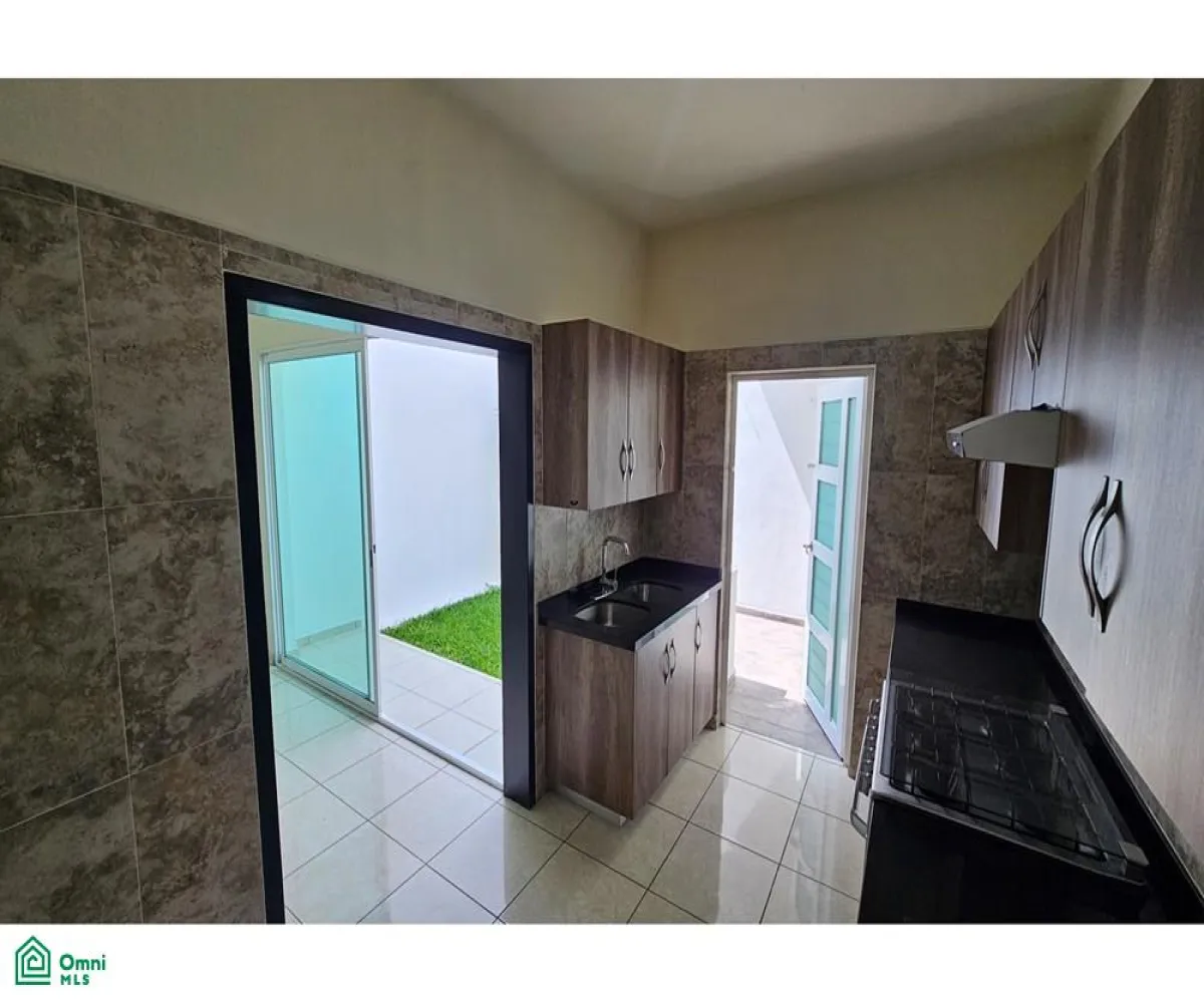Casa En Venta,Jardines El Sauz,Isla Luzón 4092, Guadalajara, Jalisco 44987, 3 Habitaciones,2 Baños,Isla Luzón,2,MX251032736 Casa En Venta,Jardines El Sauz,Isla Luzón 4092, Guadalajara, Jalisco 44987, 3 Habitaciones,2 Baños,Isla Luzón,2,MX251032736