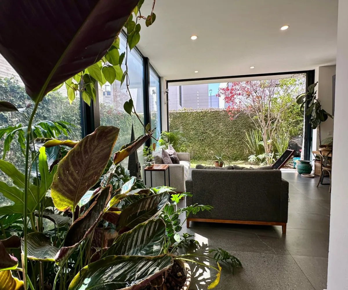 Casa En Venta,Bosques Vallarta,Circuito del Bosque 217, Zapopan, Jalisco 45134, 3 Habitaciones,4 Baños,Circuito del Bosque,3,prkqAPZ Casa En Venta,Bosques Vallarta,Circuito del Bosque 217, Zapopan, Jalisco 45134, 3 Habitaciones,4 Baños,Circuito del Bosque,3,prkqAPZ