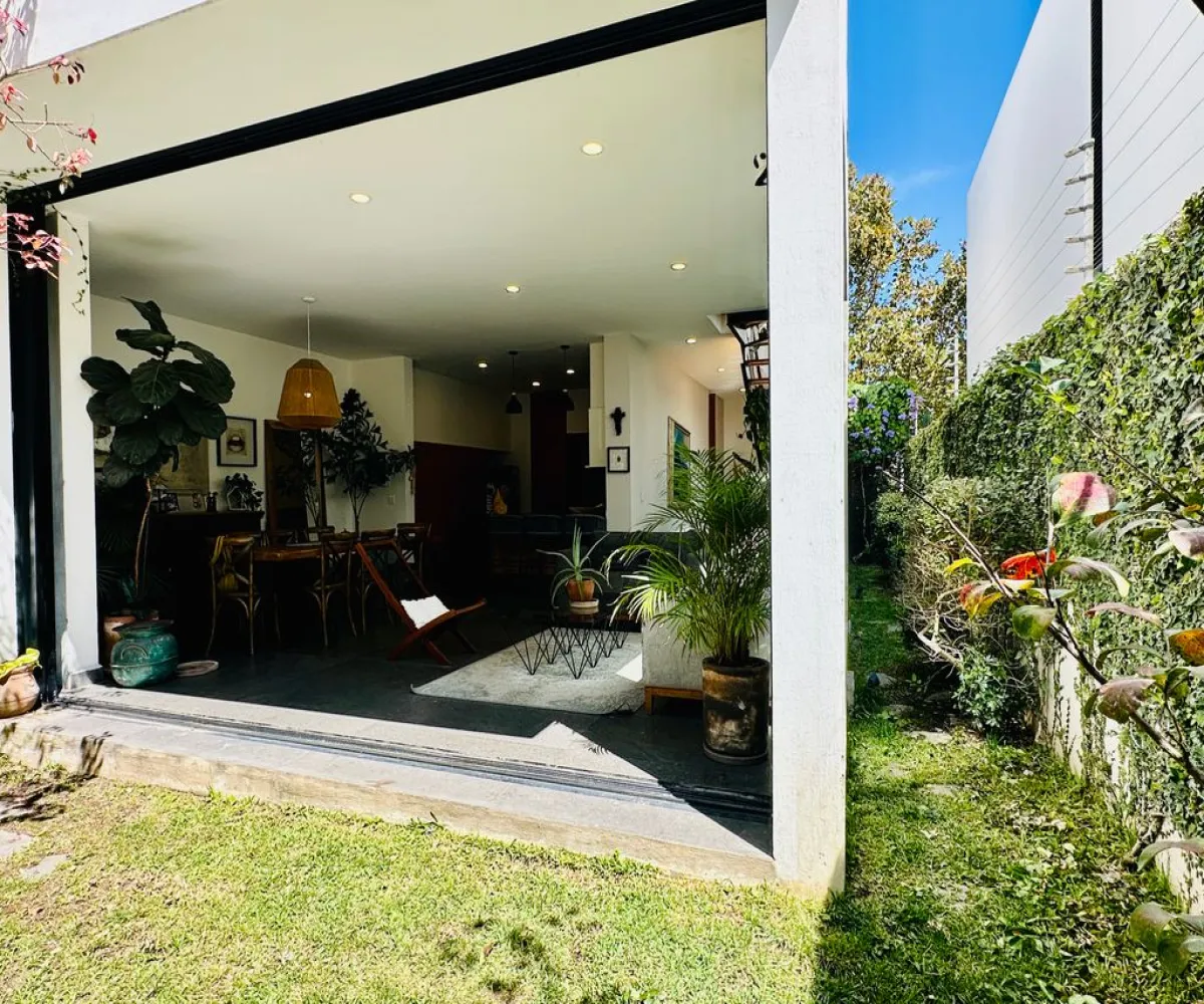 Casa En Venta,Bosques Vallarta,Circuito del Bosque 217, Zapopan, Jalisco 45134, 3 Habitaciones,4 Baños,Circuito del Bosque,3,prkqAPZ Casa En Venta,Bosques Vallarta,Circuito del Bosque 217, Zapopan, Jalisco 45134, 3 Habitaciones,4 Baños,Circuito del Bosque,3,prkqAPZ