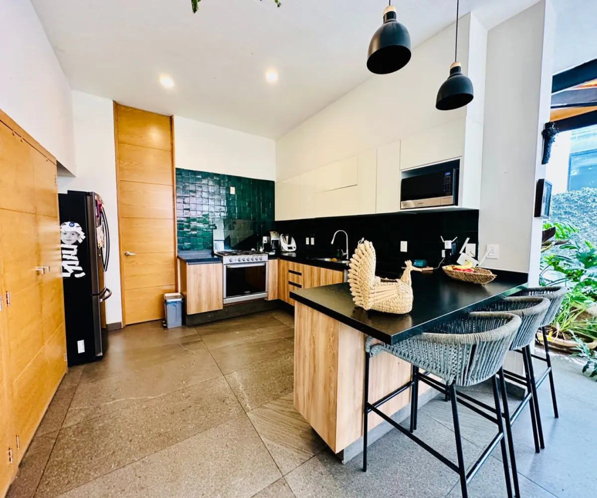 Casa En Venta,Bosques Vallarta,Circuito del Bosque 217, Zapopan, Jalisco 45134, 3 Habitaciones,4 Baños,Circuito del Bosque,3,prkqAPZ Casa En Venta,Bosques Vallarta,Circuito del Bosque 217, Zapopan, Jalisco 45134, 3 Habitaciones,4 Baños,Circuito del Bosque,3,prkqAPZ