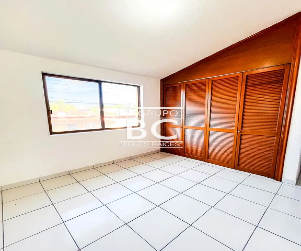 Casa En Venta,Altagracia,Avenida Industria Textil 2000 127, Zapopan, Jalisco 45180, 3 Habitaciones,2 Baños,Avenida Industria Textil,2,pjT56Ww Casa En Venta,Altagracia,Avenida Industria Textil 2000 127, Zapopan, Jalisco 45180, 3 Habitaciones,2 Baños,Avenida Industria Textil,2,pjT56Ww