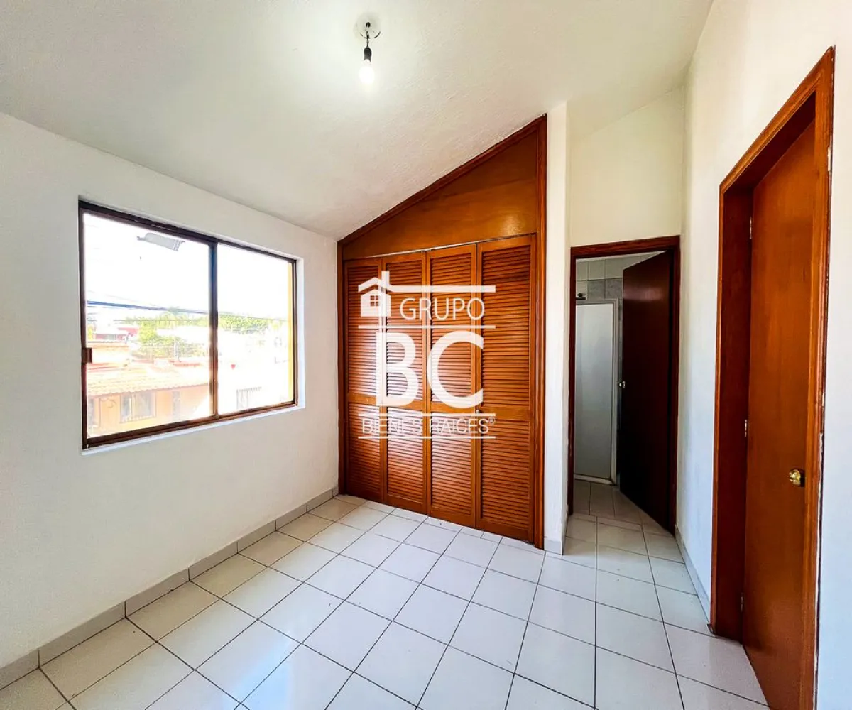 Casa En Venta,Altagracia,Avenida Industria Textil 2000 127, Zapopan, Jalisco 45180, 3 Habitaciones,2 Baños,Avenida Industria Textil,2,pjT56Ww Casa En Venta,Altagracia,Avenida Industria Textil 2000 127, Zapopan, Jalisco 45180, 3 Habitaciones,2 Baños,Avenida Industria Textil,2,pjT56Ww