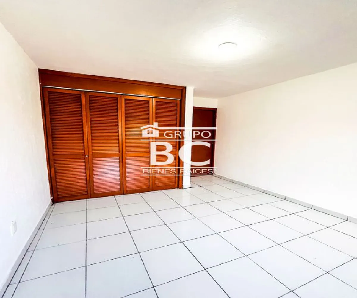 Casa En Venta,Altagracia,Avenida Industria Textil 2000 127, Zapopan, Jalisco 45180, 3 Habitaciones,2 Baños,Avenida Industria Textil,2,pjT56Ww Casa En Venta,Altagracia,Avenida Industria Textil 2000 127, Zapopan, Jalisco 45180, 3 Habitaciones,2 Baños,Avenida Industria Textil,2,pjT56Ww