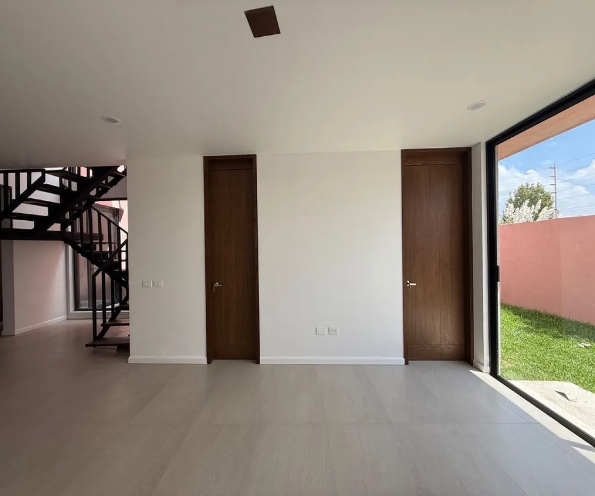 Casa En Venta,Casa Fuerte,Casa Fuerte Paseo del Vigia 325, Tlajomulco de Zúñiga, Jalisco 45645, 3 Habitaciones,1 Baño,Casa Fuerte Paseo del Vigia,1,pBcqPW0 Casa En Venta,Casa Fuerte,Casa Fuerte Paseo del Vigia 325, Tlajomulco de Zúñiga, Jalisco 45645, 3 Habitaciones,1 Baño,Casa Fuerte Paseo del Vigia,1,pBcqPW0