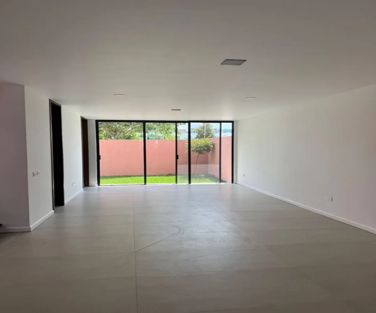 Casa En Venta,Casa Fuerte,Casa Fuerte Paseo del Vigia 325, Tlajomulco de Zúñiga, Jalisco 45645, 3 Habitaciones,1 Baño,Casa Fuerte Paseo del Vigia,1,pBcqPW0 Casa En Venta,Casa Fuerte,Casa Fuerte Paseo del Vigia 325, Tlajomulco de Zúñiga, Jalisco 45645, 3 Habitaciones,1 Baño,Casa Fuerte Paseo del Vigia,1,pBcqPW0
