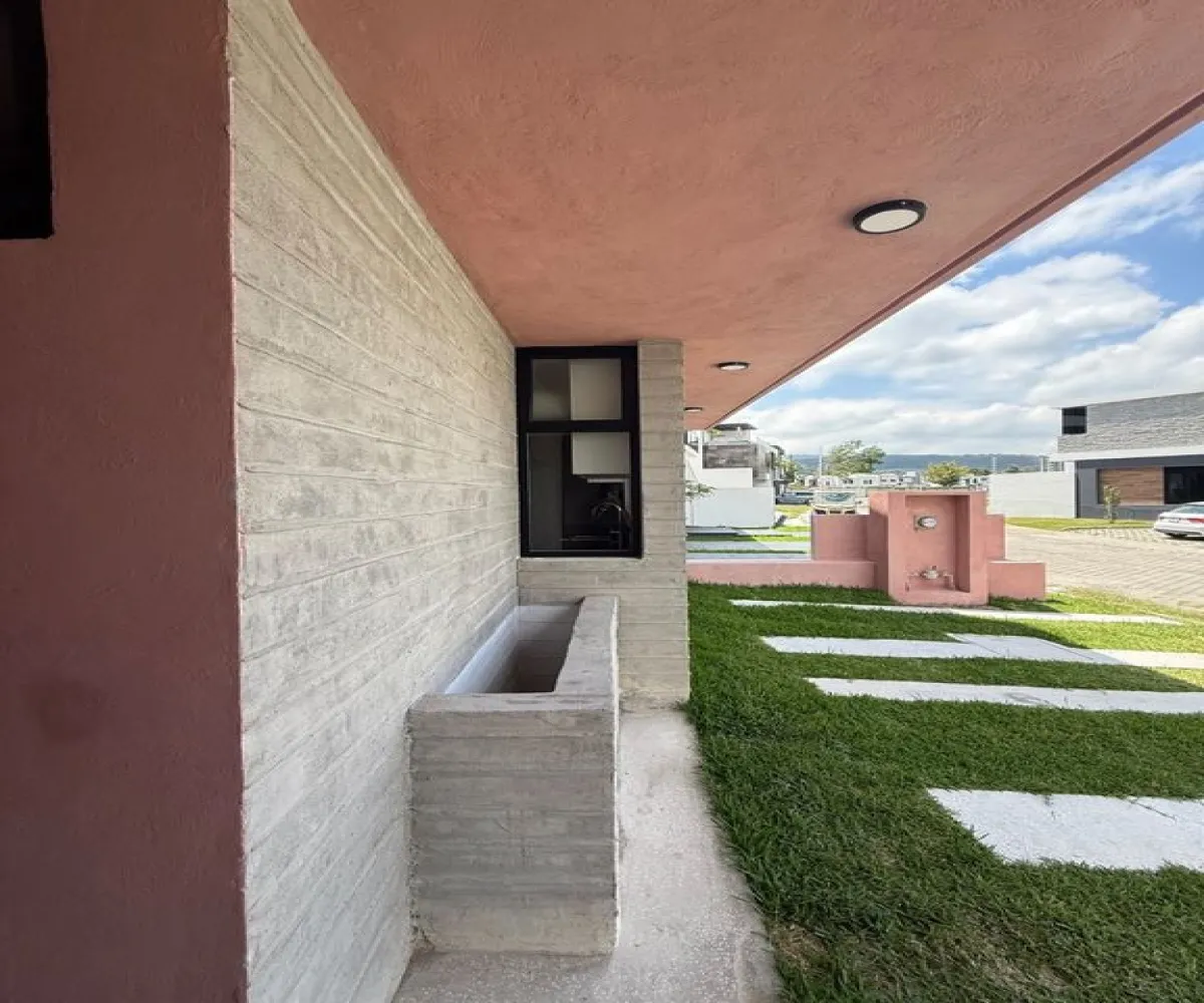 Casa En Venta,Casa Fuerte,Casa Fuerte Paseo del Vigia 325, Tlajomulco de Zúñiga, Jalisco 45645, 3 Habitaciones,1 Baño,Casa Fuerte Paseo del Vigia,1,pBcqPW0 Casa En Venta,Casa Fuerte,Casa Fuerte Paseo del Vigia 325, Tlajomulco de Zúñiga, Jalisco 45645, 3 Habitaciones,1 Baño,Casa Fuerte Paseo del Vigia,1,pBcqPW0