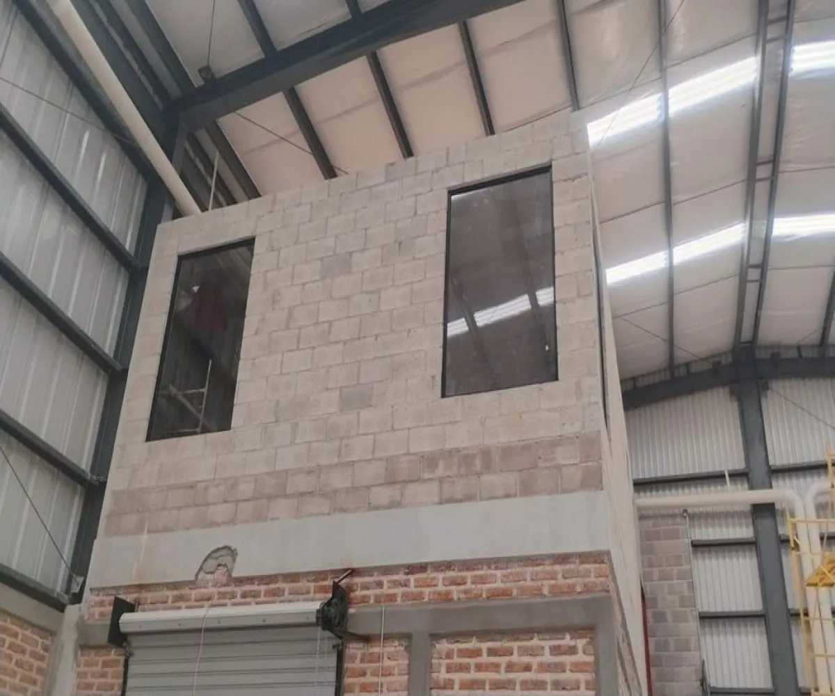 Bodega En Renta,Calle Santa Cruz del Valle 396, San Pedro Tlaquepaque, Jalisco 45655,2 Baños,Calle Santa Cruz del Valle,1,plK99PM Bodega En Renta,Calle Santa Cruz del Valle 396, San Pedro Tlaquepaque, Jalisco 45655,2 Baños,Calle Santa Cruz del Valle,1,plK99PM
