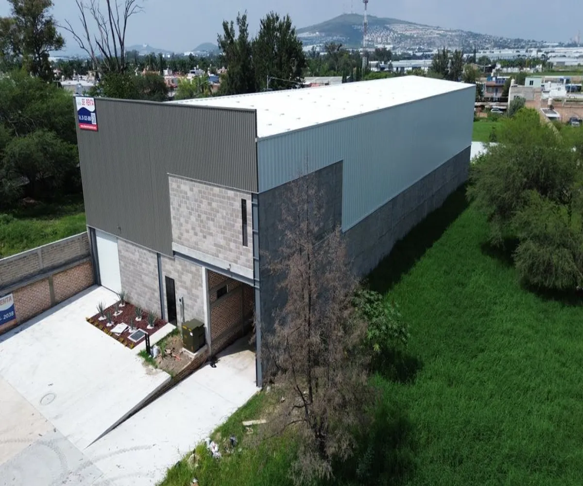Bodega En Renta,Calle Santa Cruz del Valle 396, San Pedro Tlaquepaque, Jalisco 45655,2 Baños,Calle Santa Cruz del Valle,1,plK99PM Bodega En Renta,Calle Santa Cruz del Valle 396, San Pedro Tlaquepaque, Jalisco 45655,2 Baños,Calle Santa Cruz del Valle,1,plK99PM