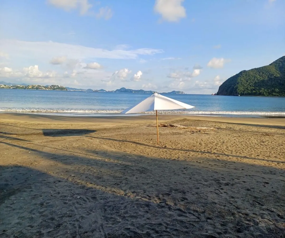 Casa En Venta,Club Santiago,Calamar 22, Manzanillo, Colima 28868, 6 Habitaciones,6 Baños,Calamar,2,pklRUuV Casa En Venta,Club Santiago,Calamar 22, Manzanillo, Colima 28868, 6 Habitaciones,6 Baños,Calamar,2,pklRUuV