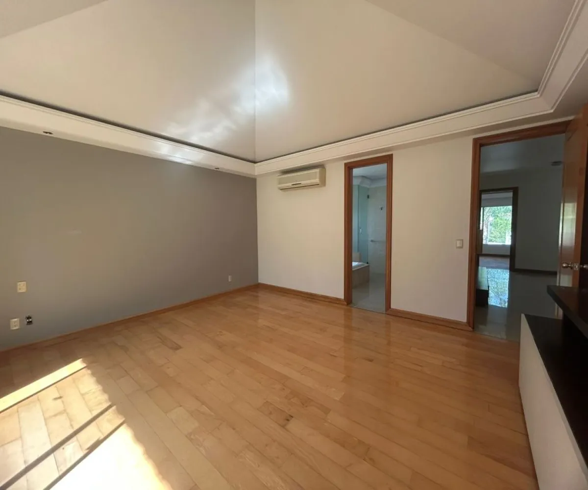 Casa En Renta,Valle Real,Paseo San Arturo Oriente 910 56, Zapopan, Jalisco 45130, 4 Habitaciones,4 Baños,Paseo San Arturo Oriente,2,p5upAZ5 Casa En Renta,Valle Real,Paseo San Arturo Oriente 910 56, Zapopan, Jalisco 45130, 4 Habitaciones,4 Baños,Paseo San Arturo Oriente,2,p5upAZ5