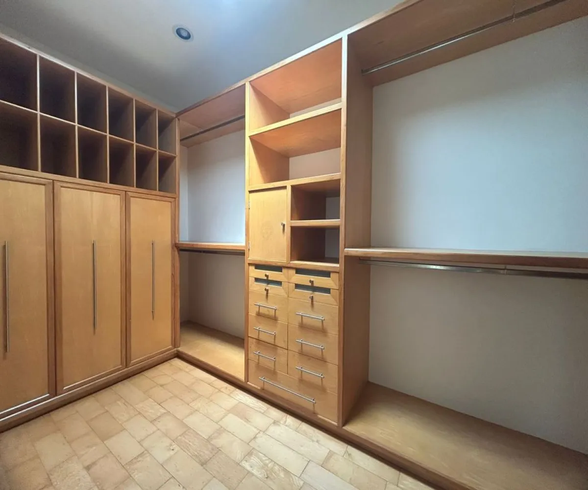 Casa En Renta,Valle Real,Paseo San Arturo Oriente 910 56, Zapopan, Jalisco 45130, 4 Habitaciones,4 Baños,Paseo San Arturo Oriente,2,p5upAZ5 Casa En Renta,Valle Real,Paseo San Arturo Oriente 910 56, Zapopan, Jalisco 45130, 4 Habitaciones,4 Baños,Paseo San Arturo Oriente,2,p5upAZ5