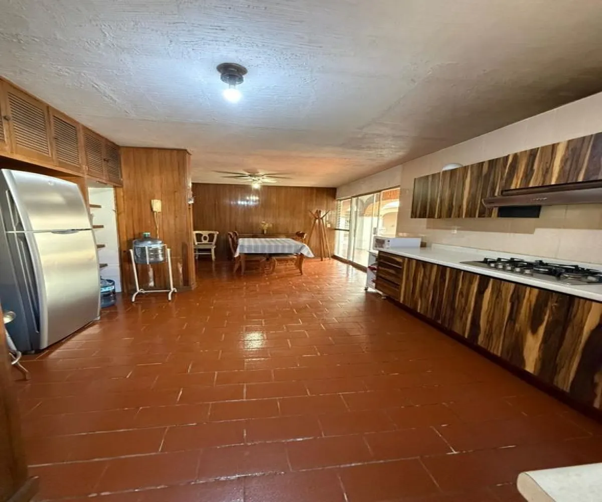 Casa En Venta,Prados Tepeyac,Calle Prado de los Tabachines 1114, Zapopan, Jalisco 45050, 4 Habitaciones,4 Baños,Calle Prado de los Tabachines,1,p4V2IPa Casa En Venta,Prados Tepeyac,Calle Prado de los Tabachines 1114, Zapopan, Jalisco 45050, 4 Habitaciones,4 Baños,Calle Prado de los Tabachines,1,p4V2IPa