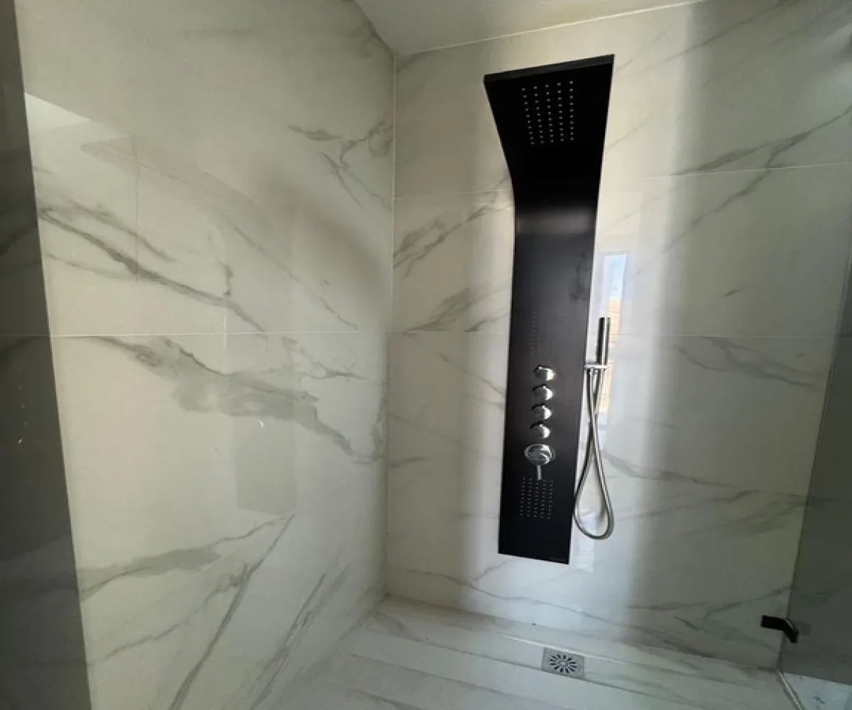 Casa En Renta,Fracc Prados Tepeyac,Calle Prado de los Lirios 377, Zapopan, Jalisco 45050, 4 Habitaciones,6 Baños,Calle Prado de los Lirios,3,pz0KM0n Casa En Renta,Fracc Prados Tepeyac,Calle Prado de los Lirios 377, Zapopan, Jalisco 45050, 4 Habitaciones,6 Baños,Calle Prado de los Lirios,3,pz0KM0n