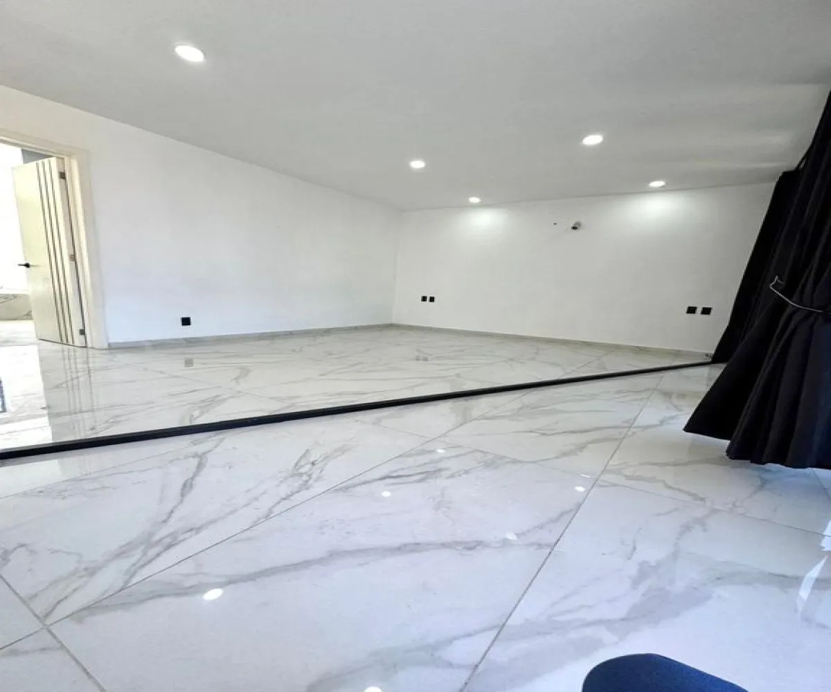 Casa En Renta,Fracc Prados Tepeyac,Calle Prado de los Lirios 377, Zapopan, Jalisco 45050, 4 Habitaciones,6 Baños,Calle Prado de los Lirios,3,pz0KM0n Casa En Renta,Fracc Prados Tepeyac,Calle Prado de los Lirios 377, Zapopan, Jalisco 45050, 4 Habitaciones,6 Baños,Calle Prado de los Lirios,3,pz0KM0n