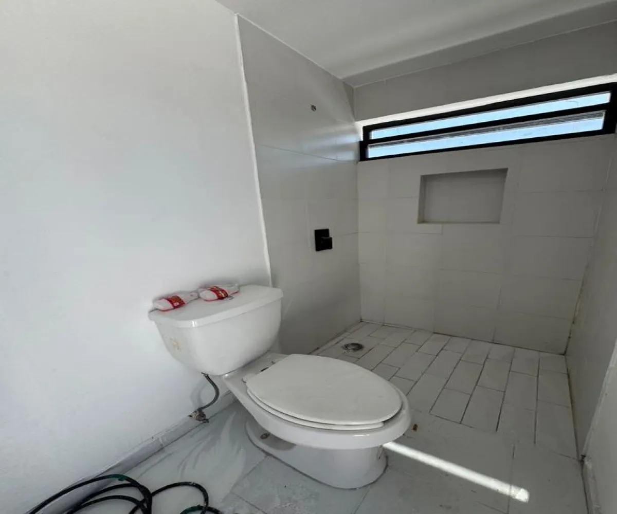 Casa En Renta,Fracc Prados Tepeyac,Calle Prado de los Lirios 377, Zapopan, Jalisco 45050, 4 Habitaciones,6 Baños,Calle Prado de los Lirios,3,pz0KM0n Casa En Renta,Fracc Prados Tepeyac,Calle Prado de los Lirios 377, Zapopan, Jalisco 45050, 4 Habitaciones,6 Baños,Calle Prado de los Lirios,3,pz0KM0n