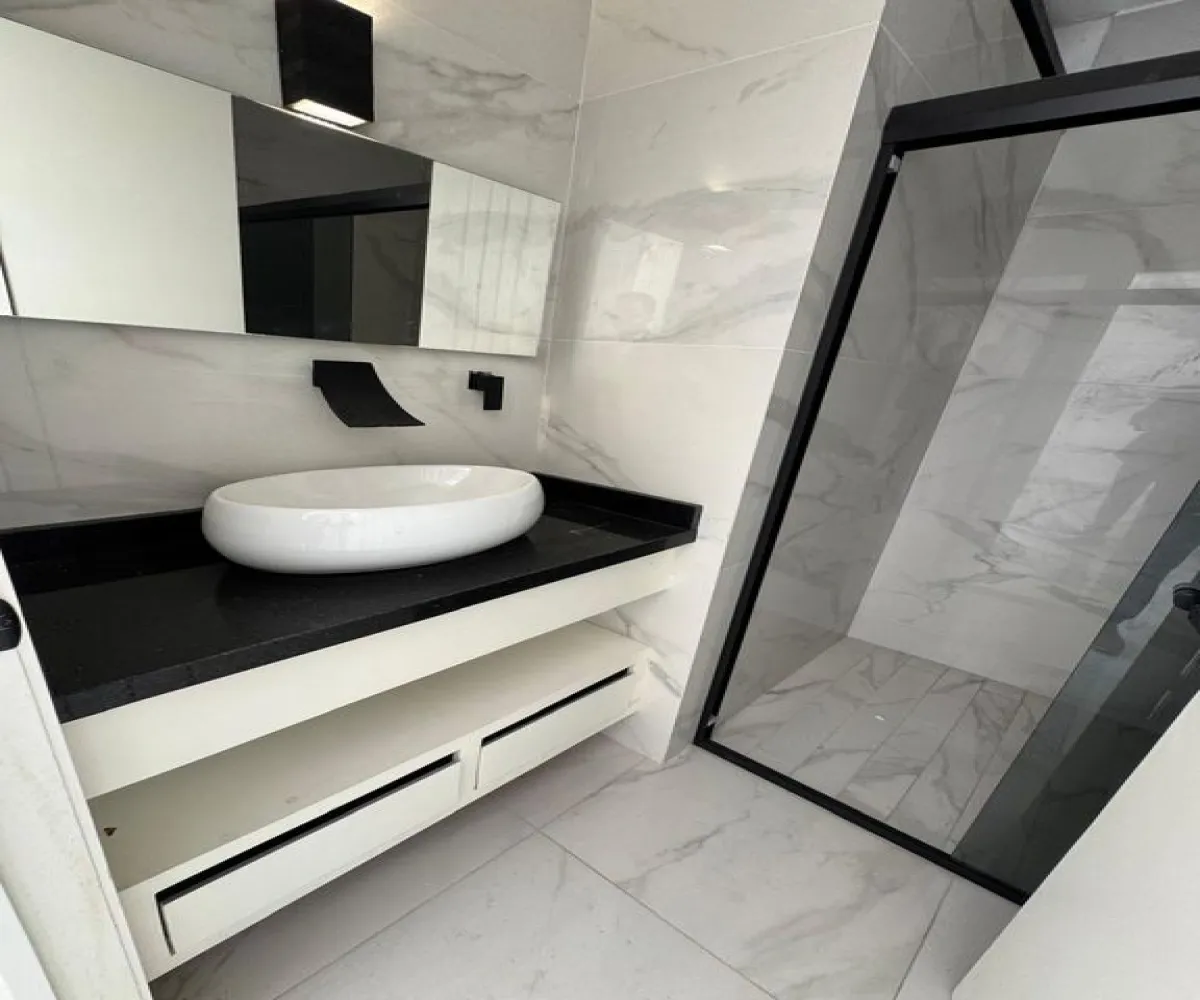 Casa En Renta,Fracc Prados Tepeyac,Calle Prado de los Lirios 377, Zapopan, Jalisco 45050, 4 Habitaciones,6 Baños,Calle Prado de los Lirios,3,pz0KM0n Casa En Renta,Fracc Prados Tepeyac,Calle Prado de los Lirios 377, Zapopan, Jalisco 45050, 4 Habitaciones,6 Baños,Calle Prado de los Lirios,3,pz0KM0n