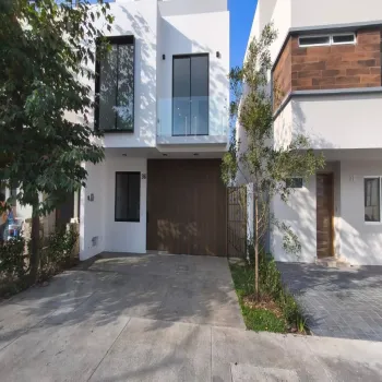 Casa En Venta,Parques Vallarta,Avenida Paseo del Norte 3322 36, Zapopan, Jalisco 45134, 3 Habitaciones,3 Baños,Avenida Paseo del Norte,3,psVuAUc