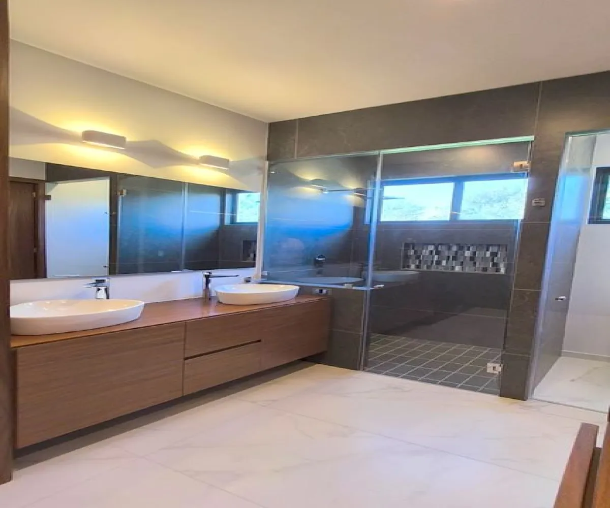 Casa En Venta,Parques Vallarta,Avenida Paseo del Norte 3322 36, Zapopan, Jalisco 45134, 3 Habitaciones,3 Baños,Avenida Paseo del Norte,3,psVuAUc Casa En Venta,Parques Vallarta,Avenida Paseo del Norte 3322 36, Zapopan, Jalisco 45134, 3 Habitaciones,3 Baños,Avenida Paseo del Norte,3,psVuAUc